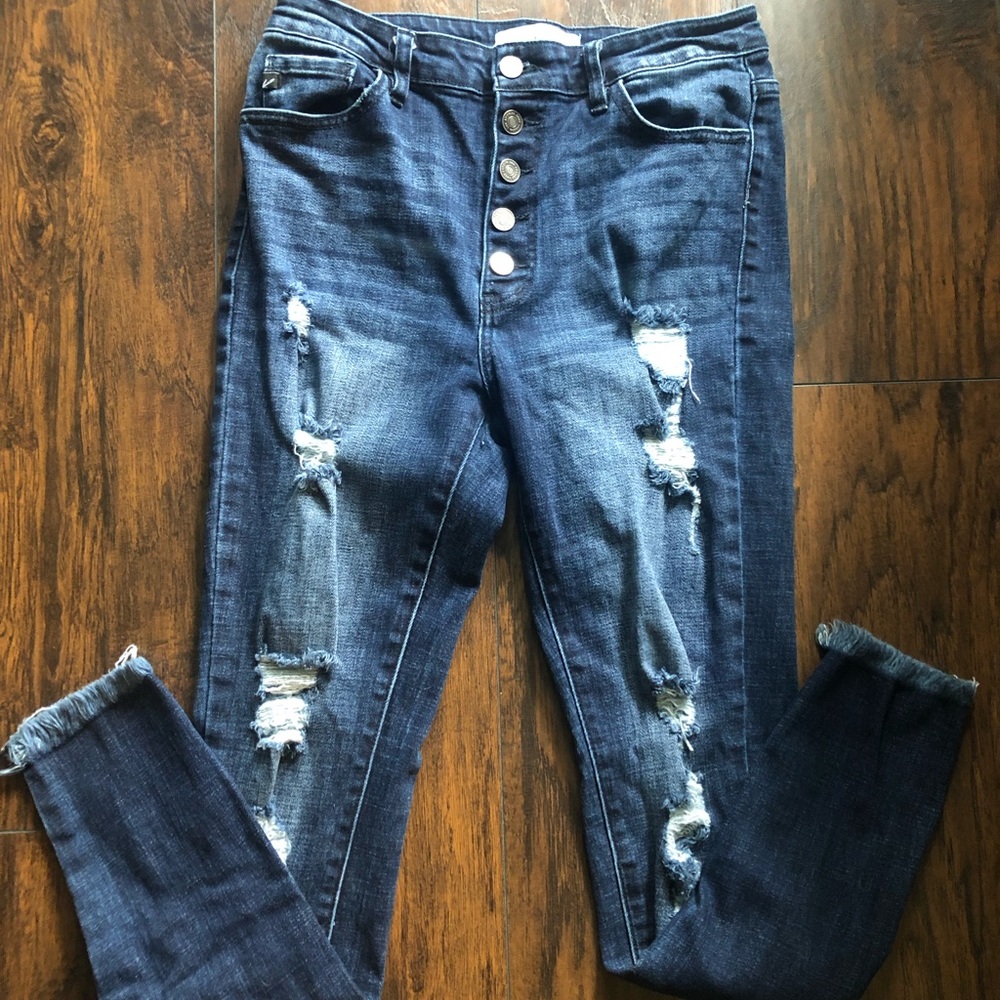Distressed Skinny Jeans